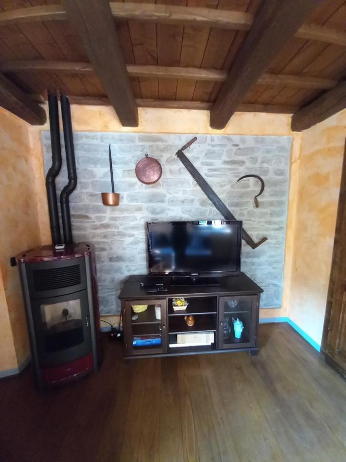 Апартаменты Casina La Quercia Санта-София Экстерьер фото