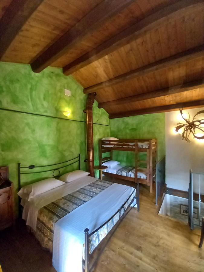 Апартаменты Casina La Quercia Санта-София Экстерьер фото