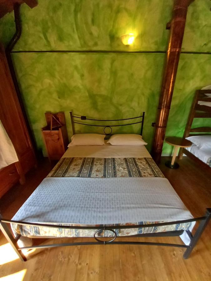 Апартаменты Casina La Quercia Санта-София Экстерьер фото